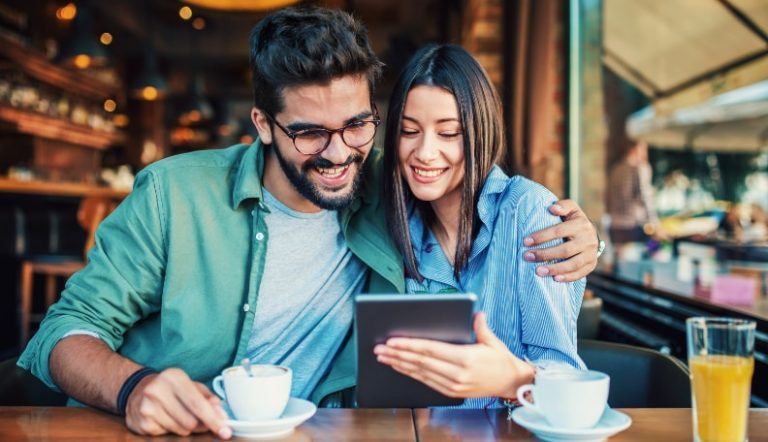 Couples Bucket List: 32 Must-Do Things to Create Experiences Together