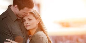 How to Keep Love Alive in a Relationship & Stay in Love Forever With Your One
