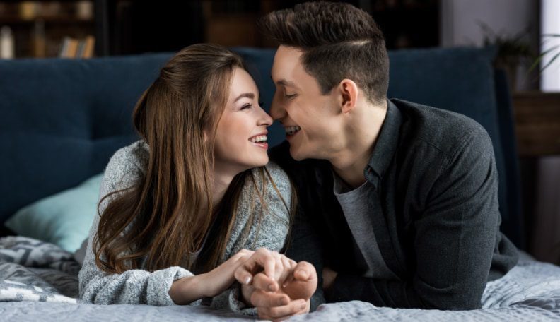 Time Apart in a Relationship: 21 Signs, Reasons & How to Bring It Up