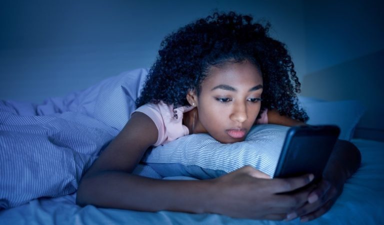 Should I Text or Talk to My Ex? 44 Signs, Truths & Rules Before You Hit Send