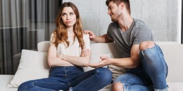 How to Make Things Less Awkward After a Fight & Feel Closer Again
