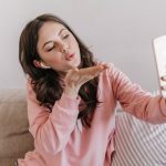 Long Distance Relationship Boredom: 25 Signs & Secrets to Spice the LDR Up