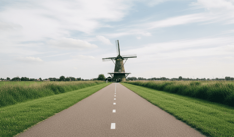 Top 7 Minimalist Habits for Dutch 31–40 Year-Olds to Simplify Life & Boost Productivity