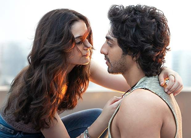 Bollywood Debutants 2025: Ahaan Panday & Aneet Padda Break Box Office Records with Saiyaara Bollywood News