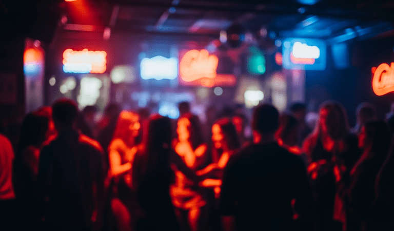 20 Signs You’re Dating a Slutty Girlfriend: Pros, Cons & Key Insights