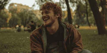 Negging Uncovered: The Playful Art, How to Do It Right & When You’re Screwing It Up Dating Tips