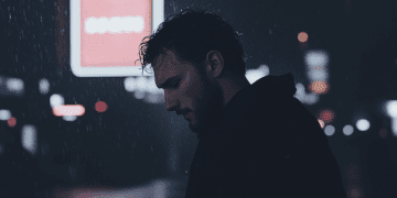 30 Things Women Sometimes Do That Make Men Feel Used & Hurt (and How to Stop) Dating Tips