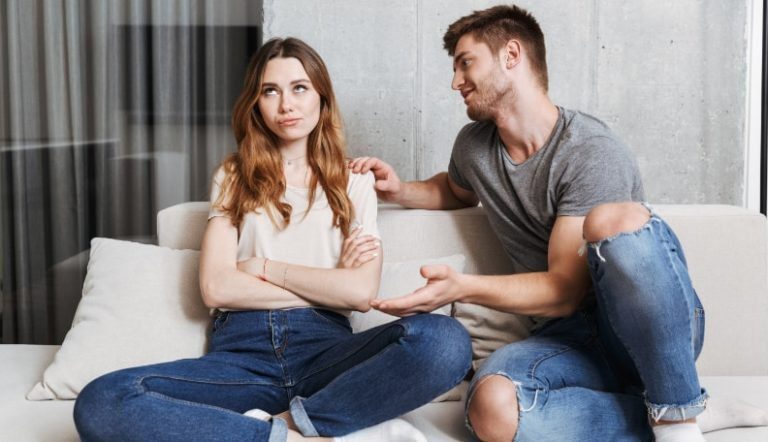 How to Make Things Less Awkward After a Fight & Reconnect Like a Pro Dating Tips