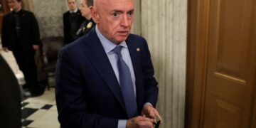 Sen. Mark Kelly Sues Pentagon Over Rank Downgrade — Judge Questions Free Speech Retaliation News
