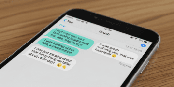How to Get Your Crush to Text You Back Fast: 7 Proven Flirty Texting Strategies Dating Tips