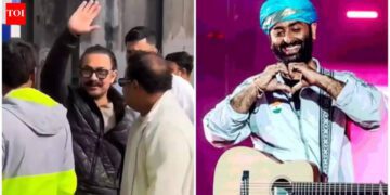 Aamir Khan Visits Arijit Singh in Jiaganj, Sparks Retirement Reconsideration & Collaboration Rumors Bollywood News